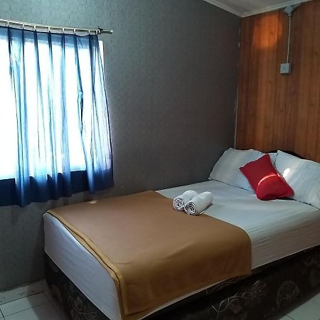 Venice Guest House Redpartner Jakarta Luaran gambar