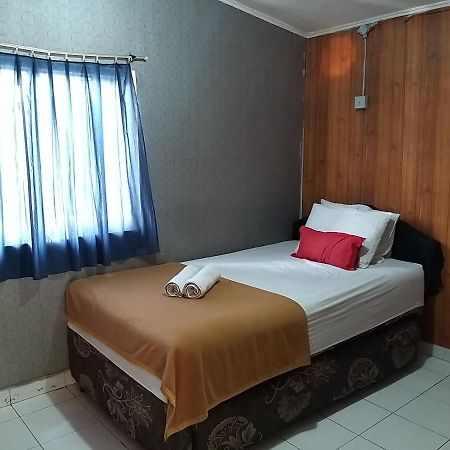 Venice Guest House Redpartner Jakarta Luaran gambar