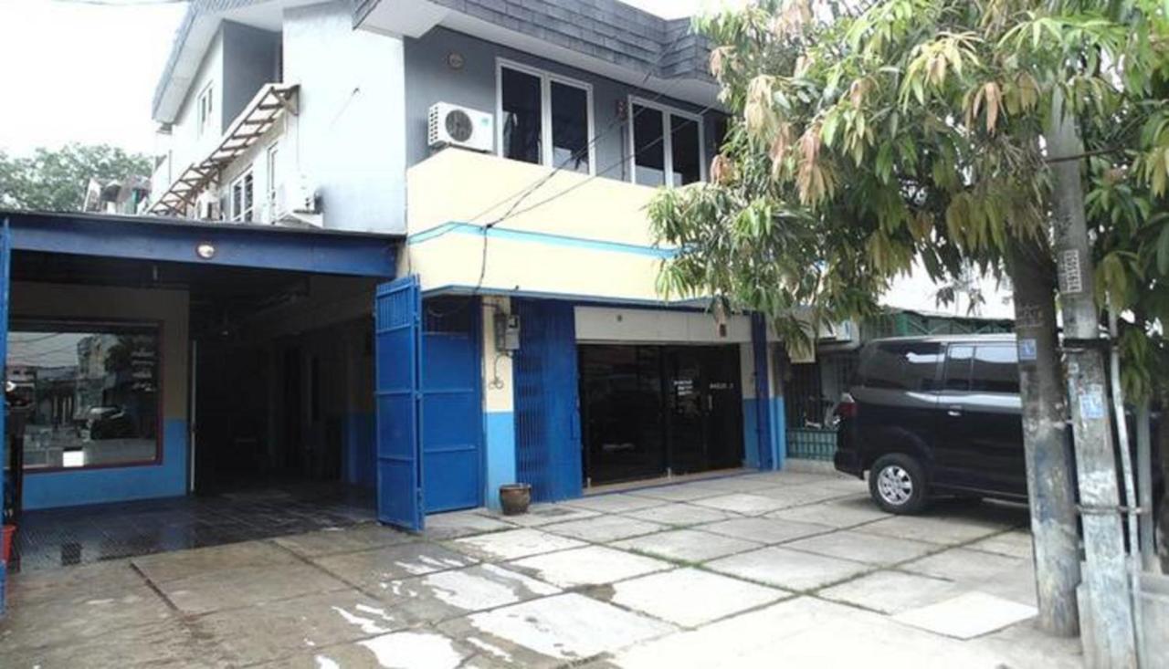 Venice Guest House Redpartner Jakarta Luaran gambar